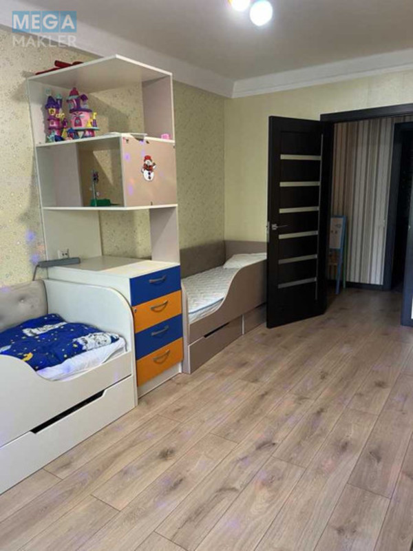 Оренда 3 кімнатної квартири, <a class="location-link" href="/kiev/" title="Недвижимость Київ">Київ</a>, <a class="location-link" href="/kiev/svyatoshinskij/" title="Недвижимость Святошинський район">Святошинський р-н</a>, Генерала Потапова вул., 1А (изображение 9)