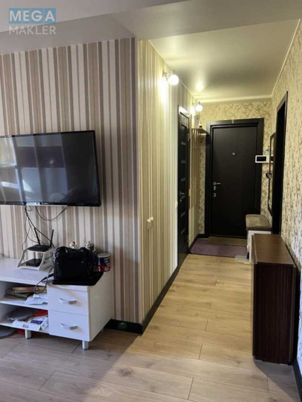 Оренда 3 кімнатної квартири, <a class="location-link" href="/kiev/" title="Недвижимость Київ">Київ</a>, <a class="location-link" href="/kiev/svyatoshinskij/" title="Недвижимость Святошинський район">Святошинський р-н</a>, Генерала Потапова вул., 1А (изображение 19)