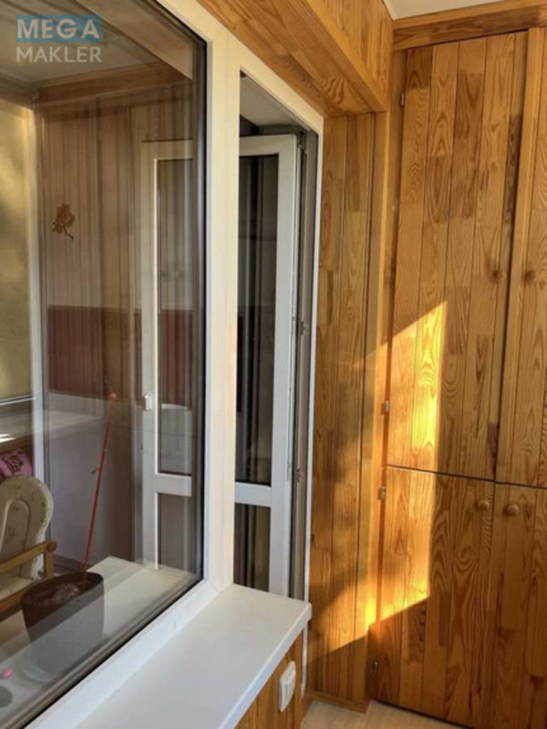 Оренда 3 кімнатної квартири, <a class="location-link" href="/kiev/" title="Недвижимость Київ">Київ</a>, <a class="location-link" href="/kiev/svyatoshinskij/" title="Недвижимость Святошинський район">Святошинський р-н</a>, Генерала Потапова вул., 1А (изображение 22)