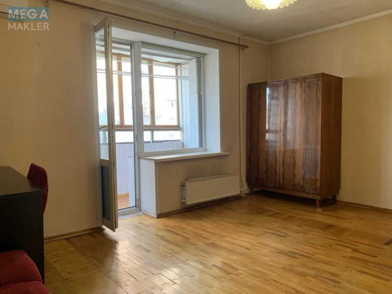 Продаж 2 кімнатної квартири (65/33/9,7), 9 пов. 10 пов. будинку, <a class="location-link" href="/kiev/" title="Недвижимость Київ">Київ</a>, <a class="location-link" href="/kiev/shevchenkovskij/" title="Недвижимость Шевченківський район">Шевченківський р-н</a>, Золотоустівська вул., 4 (изображение 2)