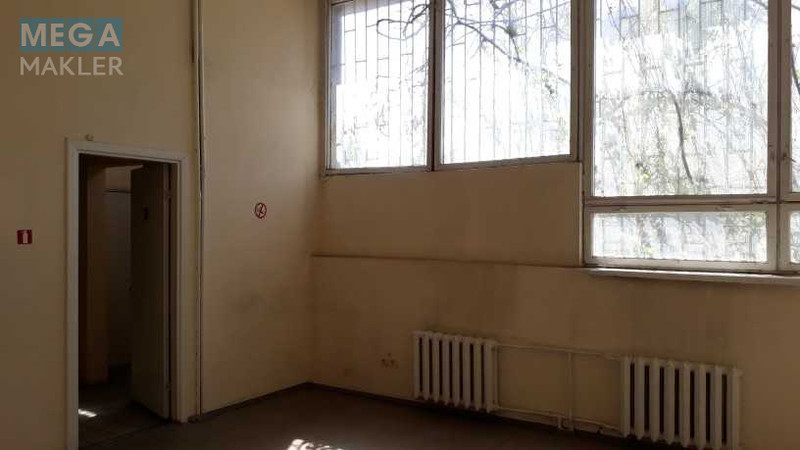 Оренда комерційної нерухомості, 183&nbsp;кв.м, под магазин, <a class="location-link" href="/kiev/" title="Недвижимость Київ">Київ</a>, <a class="location-link" href="/kiev/dneprovskij/" title="Недвижимость Дніпровський район">Дніпровський р-н</a>, Харьковское шоссе, 2 (изображение 9)