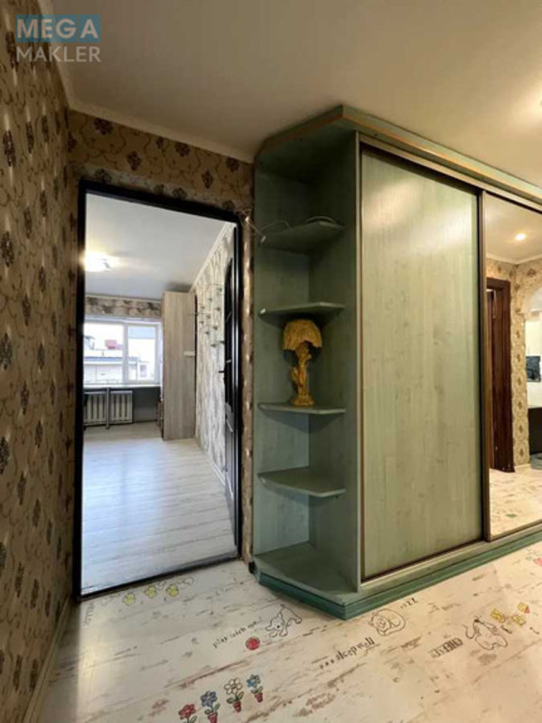 Оренда 4 кімнатні квартири, <a class="location-link" href="/kiev/" title="Недвижимость Київ">Київ</a>, <a class="location-link" href="/kiev/dneprovskij/" title="Недвижимость Дніпровський район">Дніпровський р-н</a>, Плеханова ул. (изображение 17)
