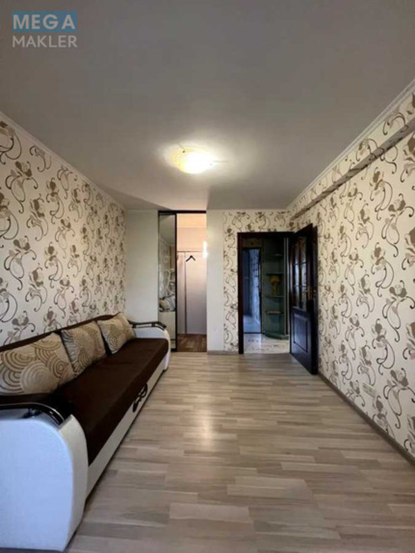 Оренда 4 кімнатні квартири, <a class="location-link" href="/kiev/" title="Недвижимость Київ">Київ</a>, <a class="location-link" href="/kiev/dneprovskij/" title="Недвижимость Дніпровський район">Дніпровський р-н</a>, Плеханова ул. (изображение 21)