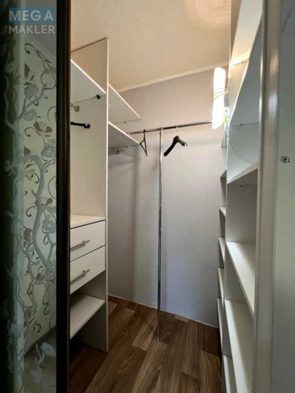 Оренда 4 кімнатні квартири, <a class="location-link" href="/kiev/" title="Недвижимость Київ">Київ</a>, <a class="location-link" href="/kiev/dneprovskij/" title="Недвижимость Дніпровський район">Дніпровський р-н</a>, Плеханова ул. (изображение 22)