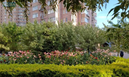 Оренда 2 кімнатної квартири, <a class="location-link" href="/kiev/" title="Недвижимость Київ">Київ</a>, <a class="location-link" href="/kiev/goloseevskij/" title="Недвижимость Голосіївський район">Голосіївський р-н</a>, Голосіївська вул., 13Б (изображение 2)