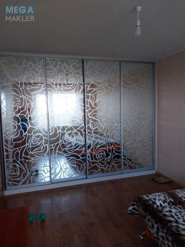 Оренда 3 кімнатної квартири, <a class="location-link" href="/kiev/" title="Недвижимость Київ">Київ</a>, <a class="location-link" href="/kiev/darnickij/" title="Недвижимость Дарницький район">Дарницький р-н</a>, Здолбуновская ул., 13 (изображение 5)
