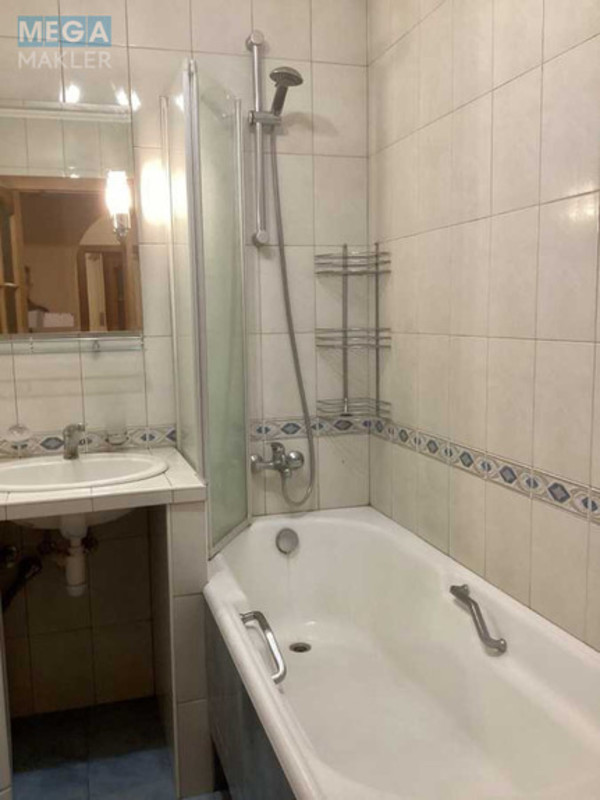 Оренда 3 кімнатної квартири, <a class="location-link" href="/kiev/" title="Недвижимость Київ">Київ</a>, <a class="location-link" href="/kiev/pecherskij/" title="Недвижимость Печерский район">Печерский р-н</a>, Панаса Мирного вул., 11 (изображение 17)