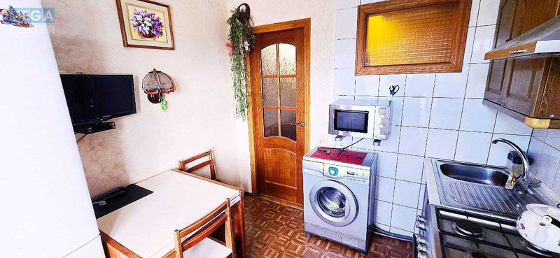 Оренда 2 кімнатної квартири, <a class="location-link" href="/kiev/" title="Недвижимость Київ">Київ</a>, <a class="location-link" href="/kiev/svyatoshinskij/" title="Недвижимость Святошинський район">Святошинський р-н</a>, Тулузи вул., 16 (изображение 9)