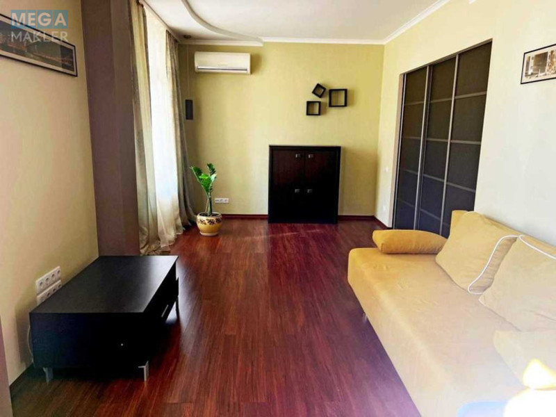 Оренда 1 кімнатної квартири, <a class="location-link" href="/kiev/" title="Недвижимость Київ">Київ</a>, <a class="location-link" href="/kiev/svyatoshinskij/" title="Недвижимость Святошинський район">Святошинський р-н</a>, Кольцова бульв., 14д (изображение 4)