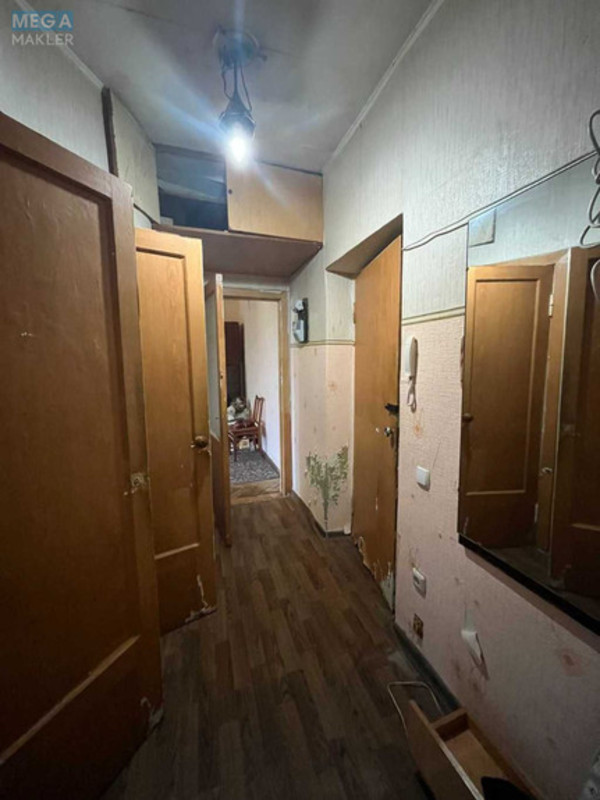 Продаж 2 кімнатної квартири (46/?/6), 5 пов. 5 пов. будинку, <a class="location-link" href="/kiev/" title="Недвижимость Київ">Київ</a>, <a class="location-link" href="/kiev/shevchenkovskij/" title="Недвижимость Шевченківський район">Шевченківський р-н</a>, Салютна вул., 8 (изображение 7)