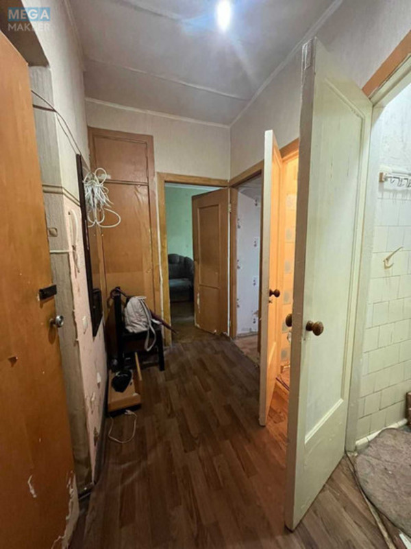 Продаж 2 кімнатної квартири (46/?/6), 5 пов. 5 пов. будинку, <a class="location-link" href="/kiev/" title="Недвижимость Київ">Київ</a>, <a class="location-link" href="/kiev/shevchenkovskij/" title="Недвижимость Шевченківський район">Шевченківський р-н</a>, Салютна вул., 8 (изображение 10)
