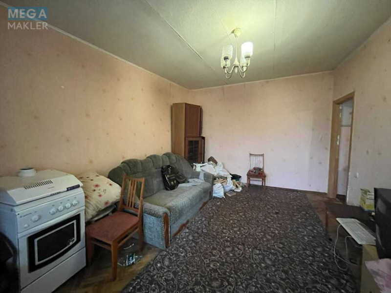 Продаж 2 кімнатної квартири (46/?/6), 5 пов. 5 пов. будинку, <a class="location-link" href="/kiev/" title="Недвижимость Київ">Київ</a>, <a class="location-link" href="/kiev/shevchenkovskij/" title="Недвижимость Шевченківський район">Шевченківський р-н</a>, Салютна вул., 8 (изображение 18)