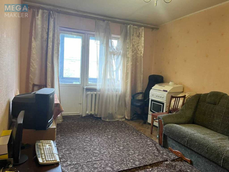 Продаж 2 кімнатної квартири (46/?/6), 5 пов. 5 пов. будинку, <a class="location-link" href="/kiev/" title="Недвижимость Київ">Київ</a>, <a class="location-link" href="/kiev/shevchenkovskij/" title="Недвижимость Шевченківський район">Шевченківський р-н</a>, Салютна вул., 8 (изображение 21)