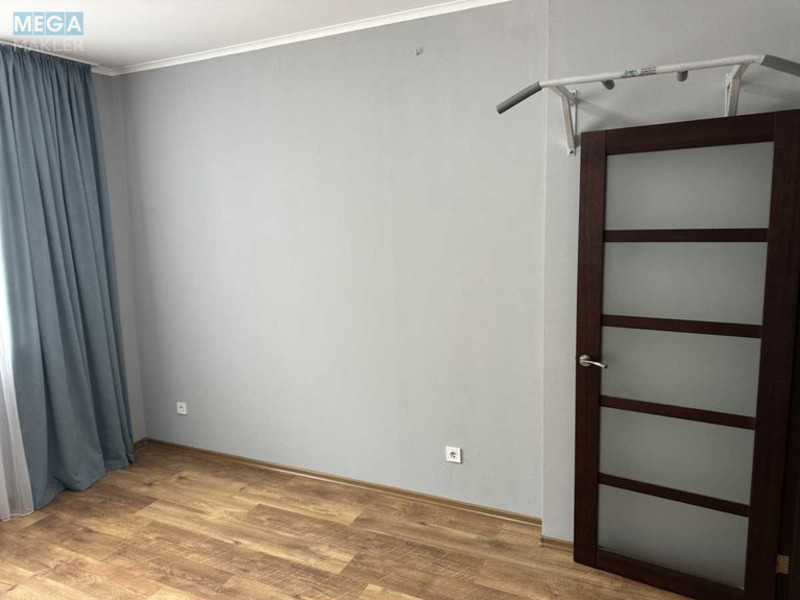 Продаж 3 кімнатної квартири (80/42/11), 21 пов. 25 пов. будинку, <a class="location-link" href="/kiev/" title="Недвижимость Київ">Київ</a>, <a class="location-link" href="/kiev/darnickij/" title="Недвижимость Дарницький район">Дарницький р-н</a>, Олени Пчілки вул., 3 (изображение 9)