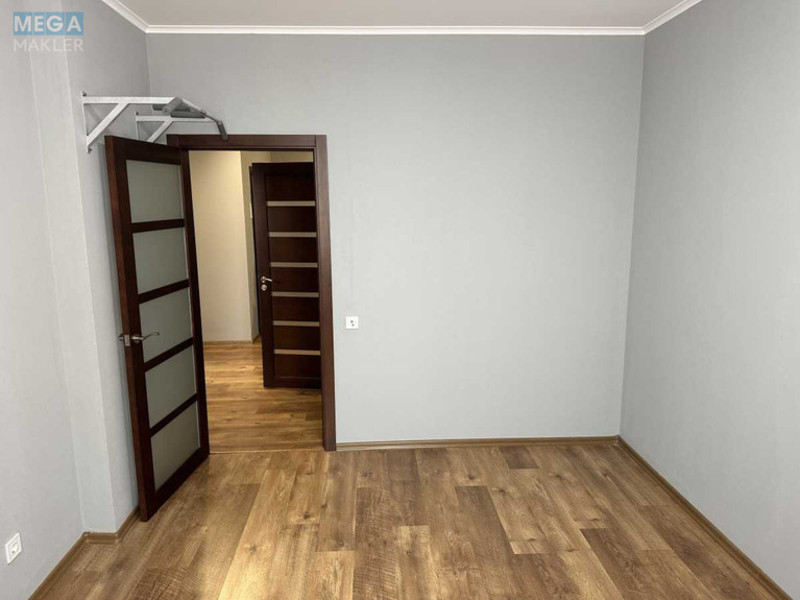 Продаж 3 кімнатної квартири (80/42/11), 21 пов. 25 пов. будинку, <a class="location-link" href="/kiev/" title="Недвижимость Київ">Київ</a>, <a class="location-link" href="/kiev/darnickij/" title="Недвижимость Дарницький район">Дарницький р-н</a>, Олени Пчілки вул., 3 (изображение 10)