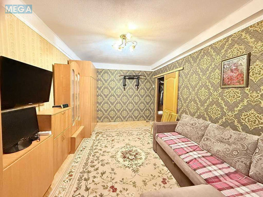 Продаж 2 кімнатної квартири (41/30/7), 5 пов. 5 пов. будинку, <a class="location-link" href="/kiev/" title="Недвижимость Київ">Київ</a>, <a class="location-link" href="/kiev/svyatoshinskij/" title="Недвижимость Святошинський район">Святошинський р-н</a>, Сімї Сосніних вул., 8 (изображение 4)