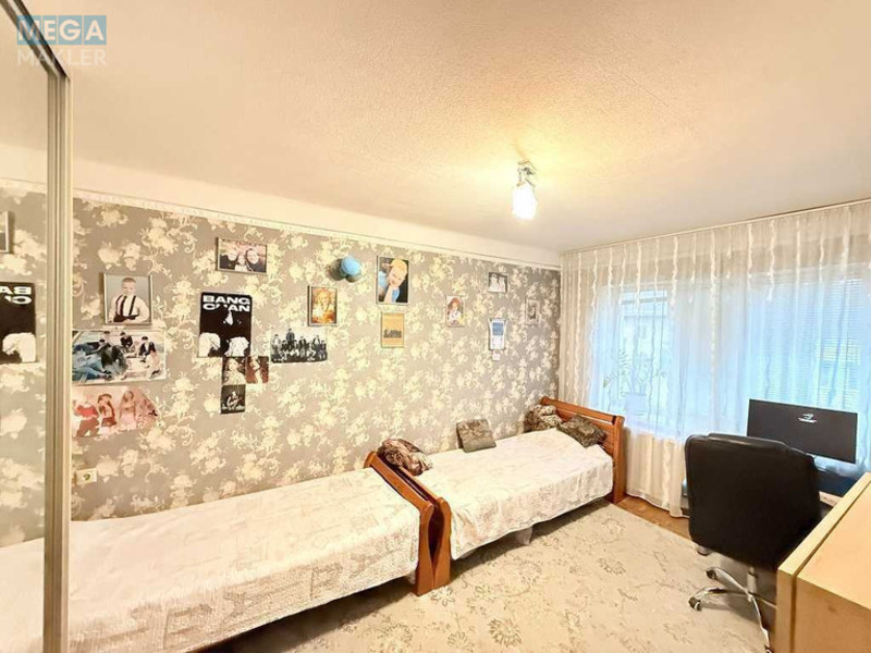 Продаж 2 кімнатної квартири (41/30/7), 5 пов. 5 пов. будинку, <a class="location-link" href="/kiev/" title="Недвижимость Київ">Київ</a>, <a class="location-link" href="/kiev/svyatoshinskij/" title="Недвижимость Святошинський район">Святошинський р-н</a>, Сімї Сосніних вул., 8 (изображение 6)