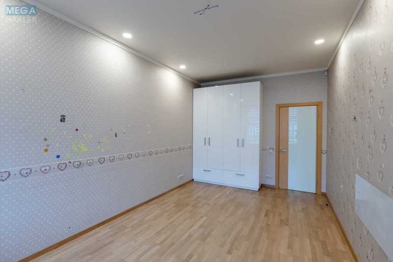 Продаж 4 кімнатної квартири (146/?/?), 16 пов. 22 пов. будинку, <a class="location-link" href="/kiev/" title="Недвижимость Київ">Київ</a>, <a class="location-link" href="/kiev/pecherskij/" title="Недвижимость Печерський район">Печерський р-н</a>, Андрія Верхогляда вул., 16 (изображение 14)