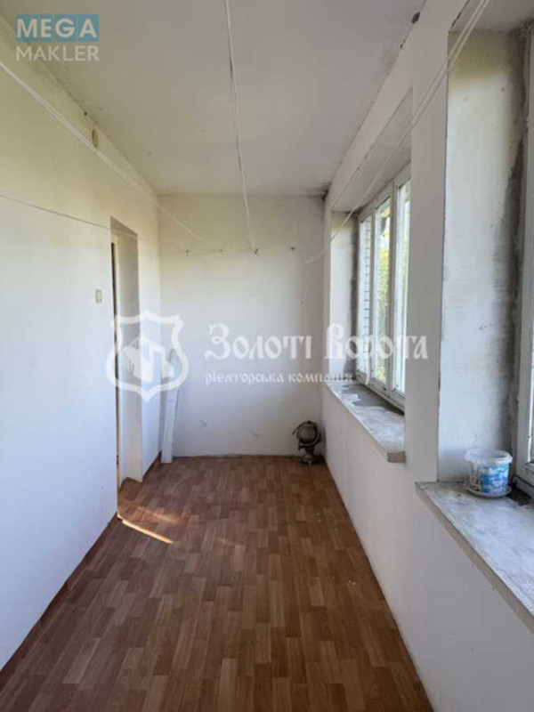 Продаж дома, 2&nbsp;поверху, 214&nbsp;кв.м, 4&nbsp;кімнати, ділянка 15&nbsp;соток, <a class="location-link" href="/belogorodka-selo-kv/" title="Недвижимость Білогородка">Білогородка</a>, Жовтнева, 3 (изображение 16)