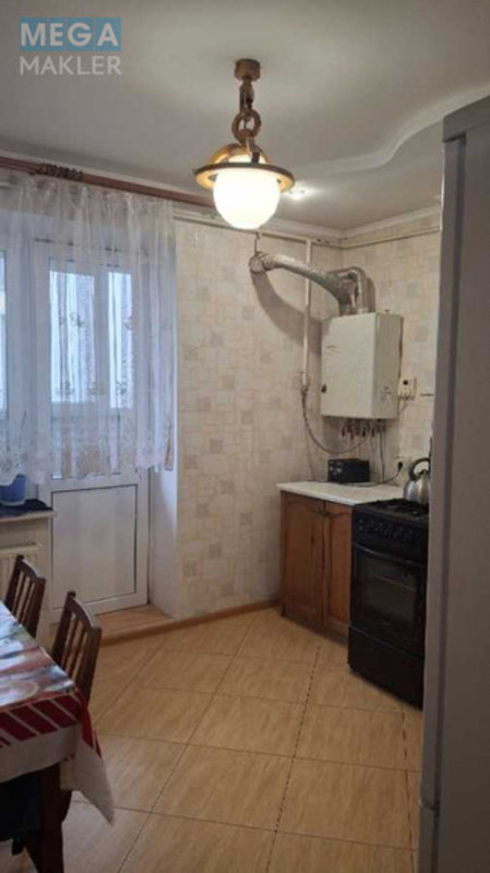 Оренда 1 кімнатної квартири, <a class="location-link" href="/petrovskoe-selo-kv-kievo-svyatoshinskij-rajon/" title="Недвижимость Петрівське">Петрівське</a>, Тепличная, 42 (изображение 4)