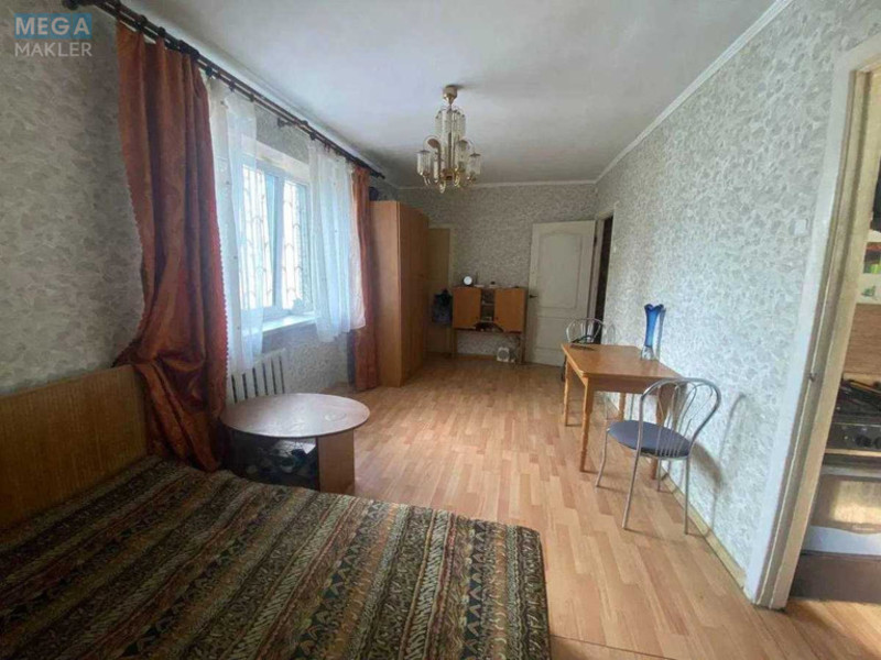 Продаж 1 кімнатної квартири (26/16,4/3,8), 5 пов. 5 пов. будинку, <a class="location-link" href="/kiev/" title="Недвижимость Київ">Київ</a>, <a class="location-link" href="/kiev/solomenskij/" title="Недвижимость Солом'янський район">Солом'янський р-н</a>, Выборгская ул., 12 (изображение 5)