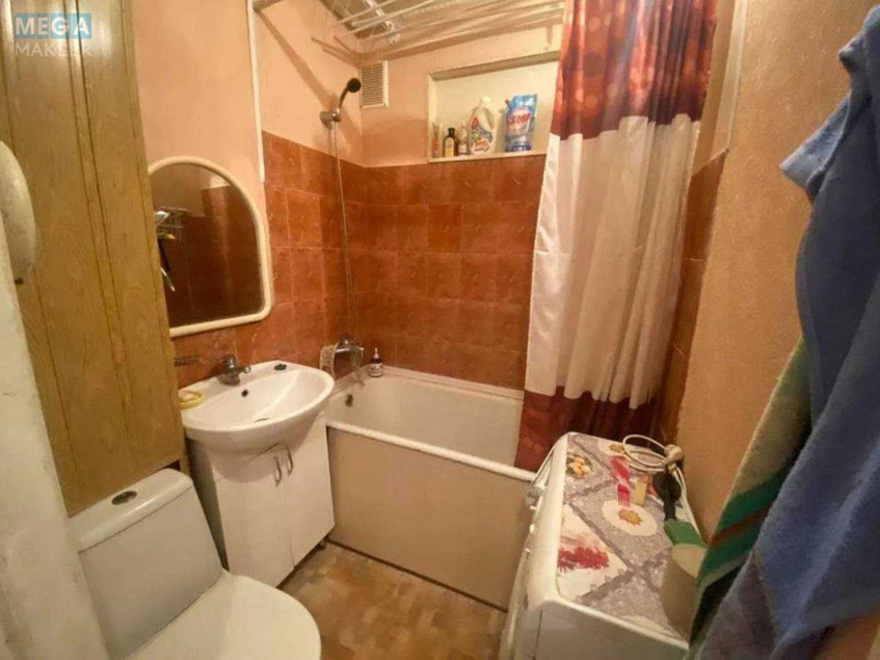 Продаж 1 кімнатної квартири (26/16,4/3,8), 5 пов. 5 пов. будинку, <a class="location-link" href="/kiev/" title="Недвижимость Київ">Київ</a>, <a class="location-link" href="/kiev/solomenskij/" title="Недвижимость Солом'янський район">Солом'янський р-н</a>, Выборгская ул., 12 (изображение 10)