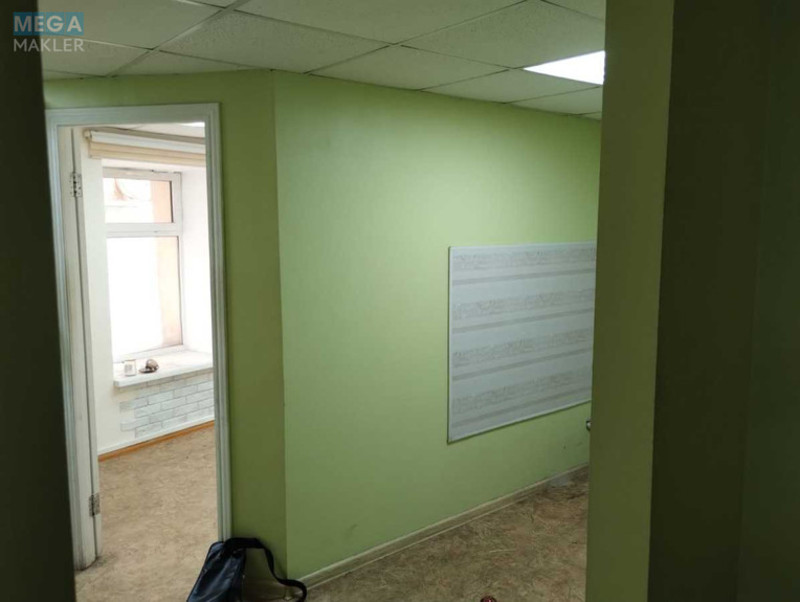 Оренда комерційної нерухомості, 50&nbsp;кв.м, под магазин, <a class="location-link" href="/kiev/" title="Недвижимость Київ">Київ</a>, <a class="location-link" href="/kiev/shevchenkovskij/" title="Недвижимость Шевченківський район">Шевченківський р-н</a>, Софіївська вул., 25А (изображение 3)