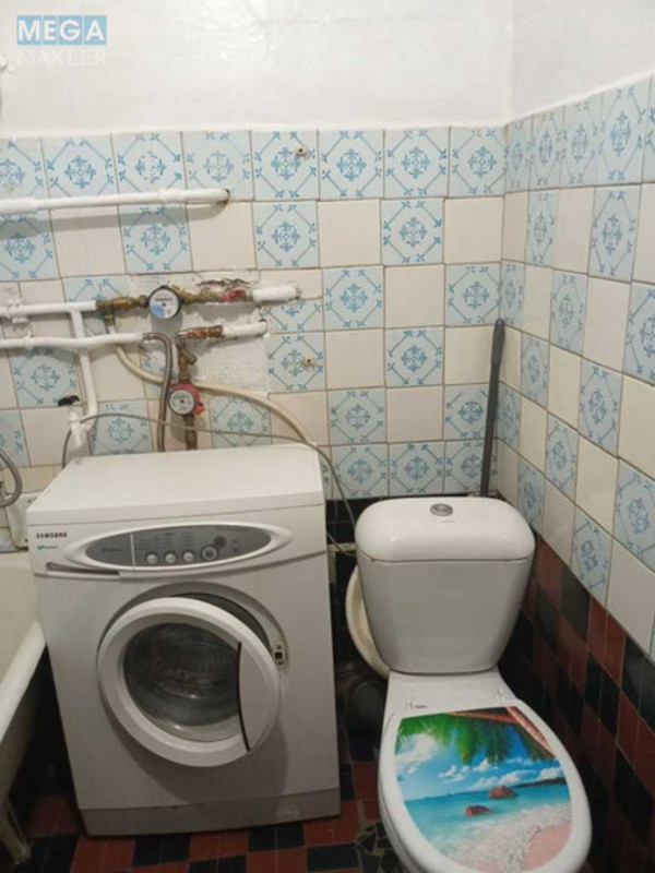 Оренда 1 кімнатної квартири, <a class="location-link" href="/kiev/" title="Недвижимость Київ">Київ</a>, <a class="location-link" href="/kiev/solomenskij/" title="Недвижимость Солом'янський район">Солом'янський р-н</a>, Петра Нищинского ул., 12 (изображение 9)