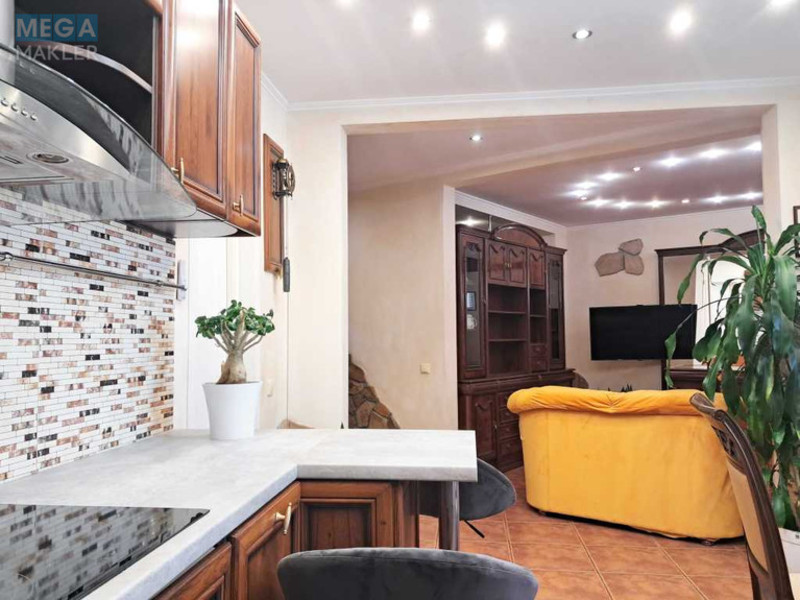 Оренда 3 кімнатної квартири, <a class="location-link" href="/kiev/" title="Недвижимость Київ">Київ</a>, <a class="location-link" href="/kiev/darnickij/" title="Недвижимость Дарницький район">Дарницький р-н</a>, Бориса Гмирі вул., 1Б/6 (изображение 3)
