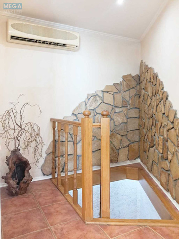 Оренда 3 кімнатної квартири, <a class="location-link" href="/kiev/" title="Недвижимость Київ">Київ</a>, <a class="location-link" href="/kiev/darnickij/" title="Недвижимость Дарницький район">Дарницький р-н</a>, Бориса Гмирі вул., 1Б/6 (изображение 7)
