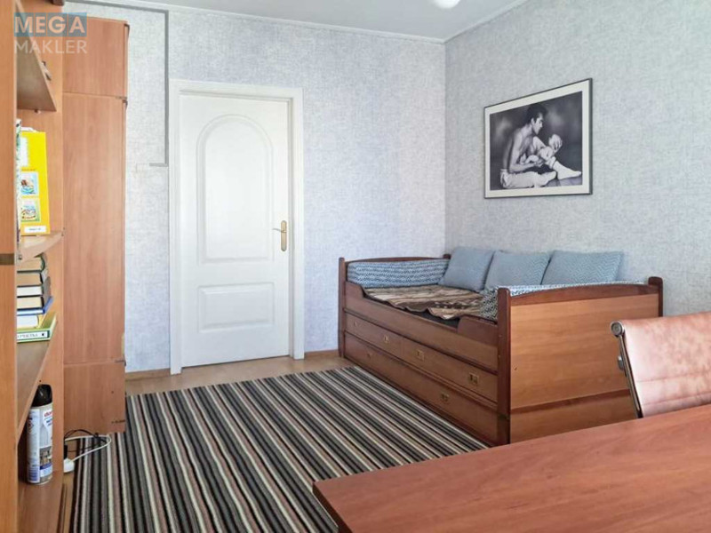Оренда 3 кімнатної квартири, <a class="location-link" href="/kiev/" title="Недвижимость Київ">Київ</a>, <a class="location-link" href="/kiev/darnickij/" title="Недвижимость Дарницький район">Дарницький р-н</a>, Бориса Гмирі вул., 1Б/6 (изображение 11)