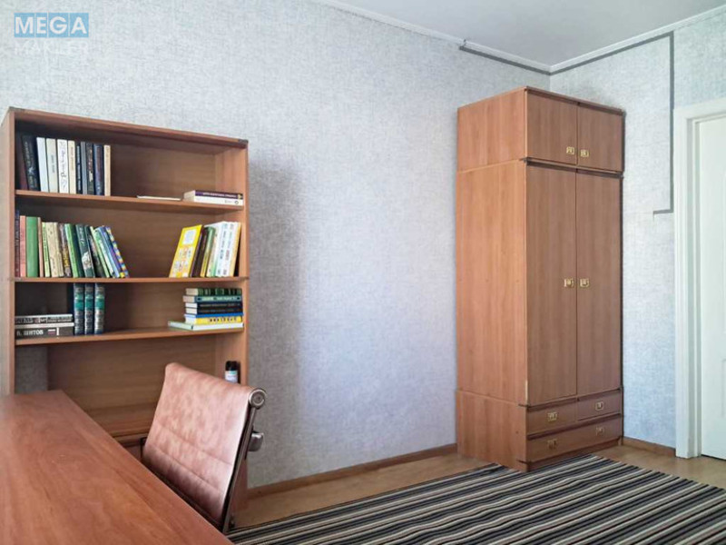 Оренда 3 кімнатної квартири, <a class="location-link" href="/kiev/" title="Недвижимость Київ">Київ</a>, <a class="location-link" href="/kiev/darnickij/" title="Недвижимость Дарницький район">Дарницький р-н</a>, Бориса Гмирі вул., 1Б/6 (изображение 18)