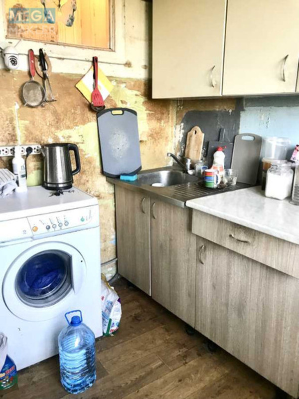 Продаж 2 кімнатної квартири (52/32/7), 9 пов. 9 пов. будинку, <a class="location-link" href="/kiev/" title="Недвижимость Київ">Київ</a>, <a class="location-link" href="/kiev/shevchenkovskij/" title="Недвижимость Шевченківський район">Шевченківський р-н</a>, Пугачова вул., 14 (изображение 4)