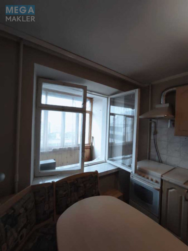 Оренда 1 кімнатної квартири, <a class="location-link" href="/kiev/" title="Недвижимость Київ">Київ</a>, <a class="location-link" href="/kiev/pecherskij/" title="Недвижимость Печерський район">Печерський р-н</a>, Московська вул., 8 (изображение 7)
