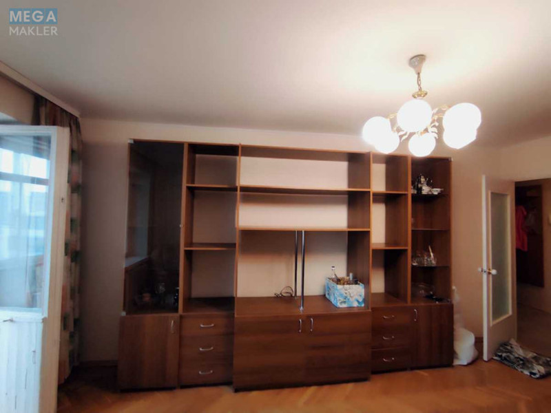 Оренда 1 кімнатної квартири, <a class="location-link" href="/kiev/" title="Недвижимость Київ">Київ</a>, <a class="location-link" href="/kiev/pecherskij/" title="Недвижимость Печерський район">Печерський р-н</a>, Московська вул., 8 (изображение 9)