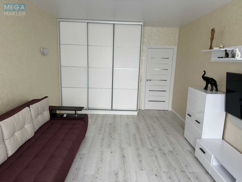 Продаж 2 кімнатної квартири (65/36/19), 3 пов. 11 пов. будинку, <a class="location-link" href="/irpen/" title="Недвижимость Ірпінь">Ірпінь</a>, соборна (изображение 4)