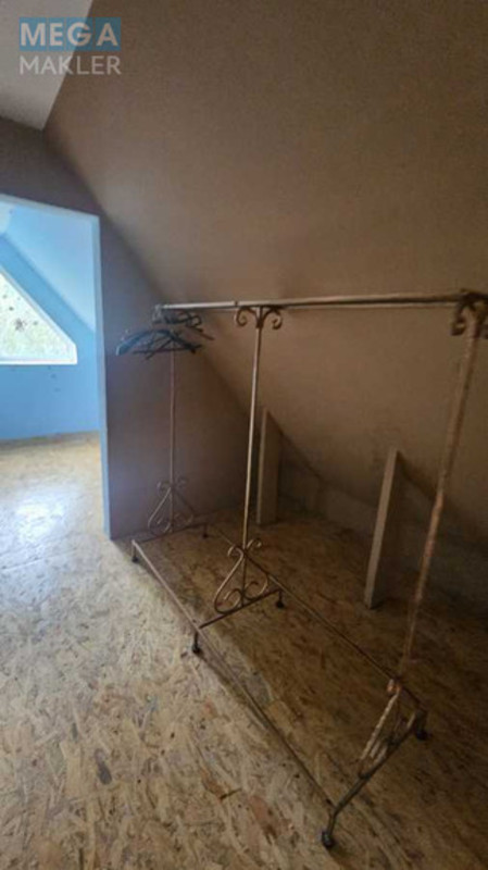 Продаж дома, 2&nbsp;поверху, 100&nbsp;кв.м, 4&nbsp;кімнати, ділянка 6&nbsp;соток, <a class="location-link" href="/kiev/" title="Недвижимость Київ">Київ</a>, <a class="location-link" href="/kiev/svyatoshinskij/" title="Недвижимость Святошинський район">Святошинський р-н</a>, Берковецька вул., 9/11 (изображение 9)
