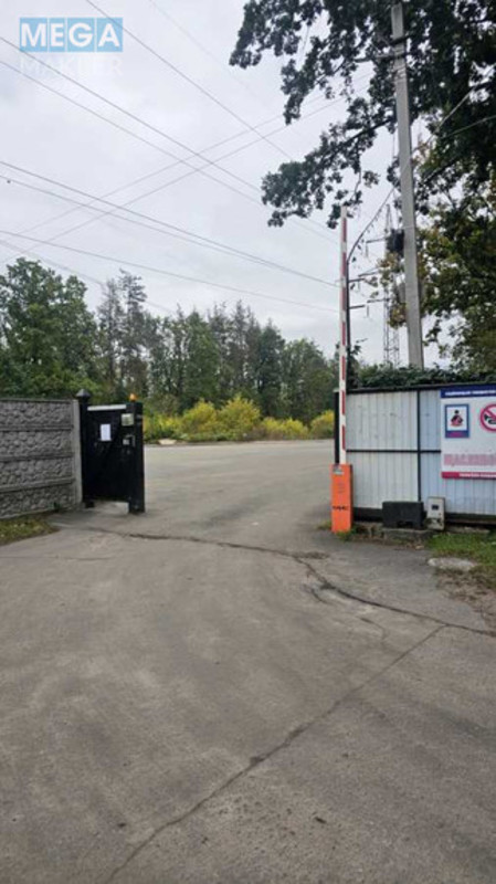 Продаж дома, 2&nbsp;поверху, 100&nbsp;кв.м, 4&nbsp;кімнати, ділянка 6&nbsp;соток, <a class="location-link" href="/kiev/" title="Недвижимость Київ">Київ</a>, <a class="location-link" href="/kiev/svyatoshinskij/" title="Недвижимость Святошинський район">Святошинський р-н</a>, Берковецька вул., 9/11 (изображение 11)