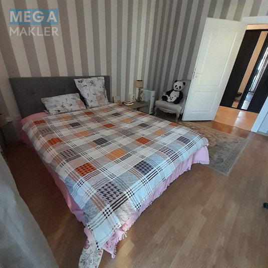 Продаж 4 кімнатної квартири (113/53/30), 4 пов. 4 пов. будинку, <a class="location-link" href="/kiev/" title="Недвижимость Київ">Київ</a>, <a class="location-link" href="/kiev/obolonskij/" title="Недвижимость Оболонський район">Оболонський р-н</a>, вулиця Гоголівська 15 ( <img src="https://megamakler.com.ua/metro/ff0000.gif" alt="" class="metro" /> м. Университет, 20 хвилин ) (изображение 4)