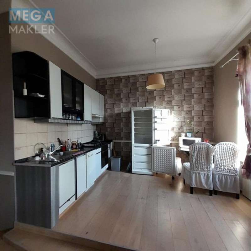 Продаж 4 кімнатної квартири (113/53/30), 4 пов. 4 пов. будинку, <a class="location-link" href="/kiev/" title="Недвижимость Київ">Київ</a>, <a class="location-link" href="/kiev/obolonskij/" title="Недвижимость Оболонський район">Оболонський р-н</a>, вулиця Гоголівська 15 ( <img src="https://megamakler.com.ua/metro/ff0000.gif" alt="" class="metro" /> м. Университет, 20 хвилин ) (изображение 7)