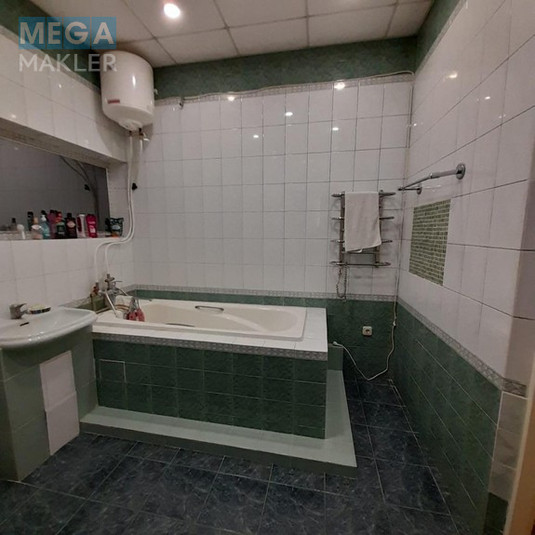 Продаж 4 кімнатної квартири (113/53/30), 4 пов. 4 пов. будинку, <a class="location-link" href="/kiev/" title="Недвижимость Київ">Київ</a>, <a class="location-link" href="/kiev/obolonskij/" title="Недвижимость Оболонський район">Оболонський р-н</a>, вулиця Гоголівська 15 ( <img src="https://megamakler.com.ua/metro/ff0000.gif" alt="" class="metro" /> м. Университет, 20 хвилин ) (изображение 11)