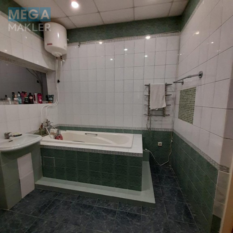 Продаж 4 кімнатної квартири (113/53/30), 4 пов. 4 пов. будинку, <a class="location-link" href="/kiev/" title="Недвижимость Київ">Київ</a>, <a class="location-link" href="/kiev/obolonskij/" title="Недвижимость Оболонський район">Оболонський р-н</a>, вулиця Гоголівська 15 ( <img src="https://megamakler.com.ua/metro/ff0000.gif" alt="" class="metro" /> м. Университет, 20 хвилин ) (изображение 11)