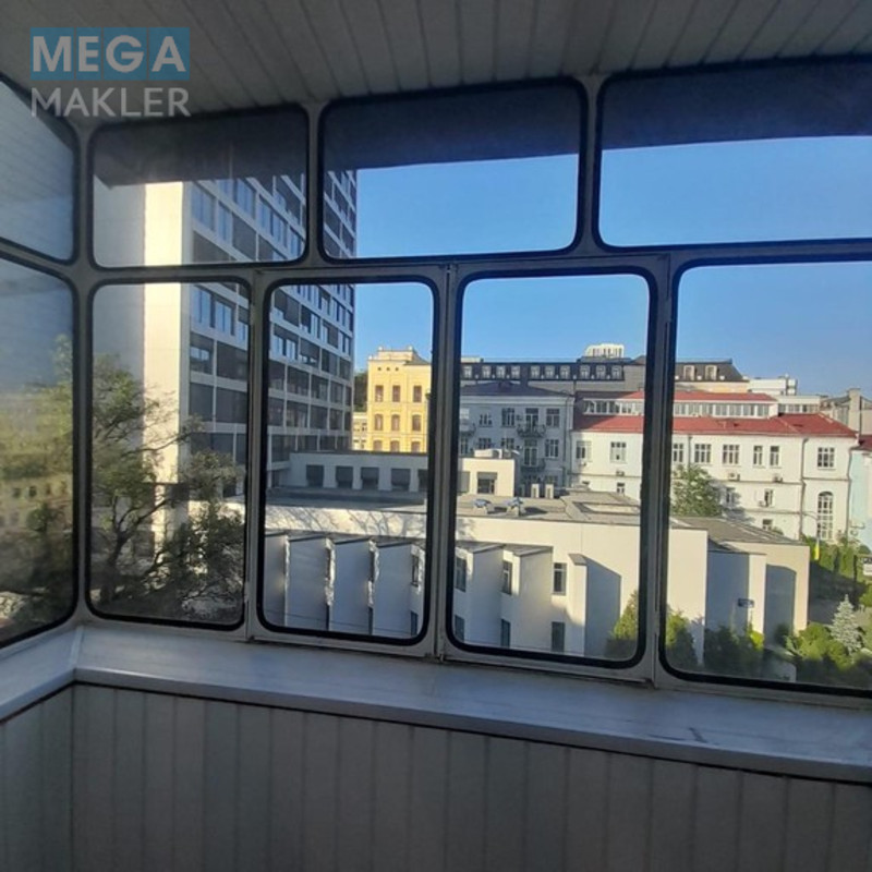 Продаж 4 кімнатної квартири (113/53/30), 4 пов. 4 пов. будинку, <a class="location-link" href="/kiev/" title="Недвижимость Київ">Київ</a>, <a class="location-link" href="/kiev/obolonskij/" title="Недвижимость Оболонський район">Оболонський р-н</a>, вулиця Гоголівська 15 ( <img src="https://megamakler.com.ua/metro/ff0000.gif" alt="" class="metro" /> м. Университет, 20 хвилин ) (изображение 15)