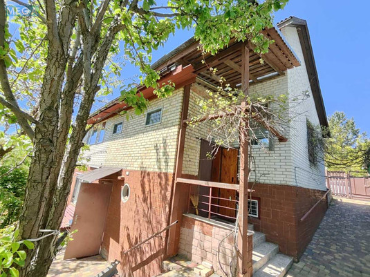 Продаж дома, 2&nbsp;поверху, 135&nbsp;кв.м, 6&nbsp;кімнат, ділянка 12&nbsp;соток, <a class="location-link" href="/grebeni/" title="Недвижимость Гребені">Гребені</a>, Нижній Тупік, 4 (изображение 2)