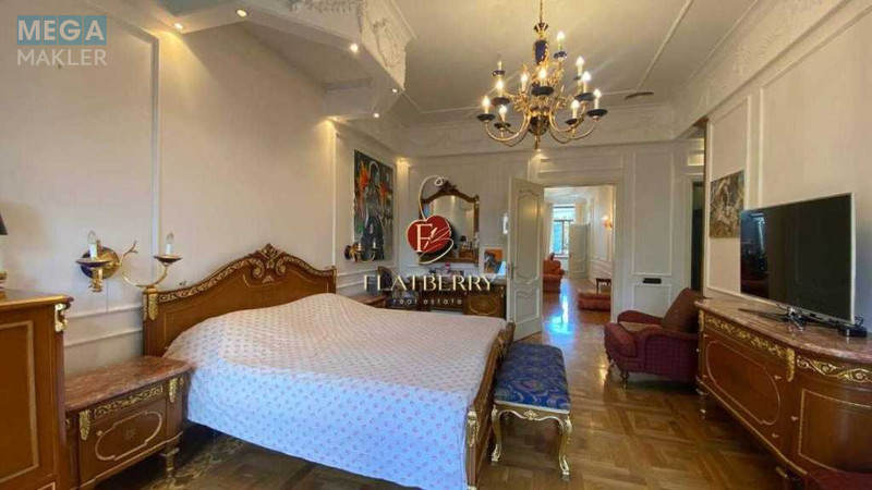 Продаж 4 кімнатної квартири (236/?/15), 2 пов. 5 пов. будинку, <a class="location-link" href="/kiev/" title="Недвижимость Київ">Київ</a>, <a class="location-link" href="/kiev/shevchenkovskij/" title="Недвижимость Шевченківський район">Шевченківський р-н</a>, Володимирська вул., 20/1а (изображение 8)