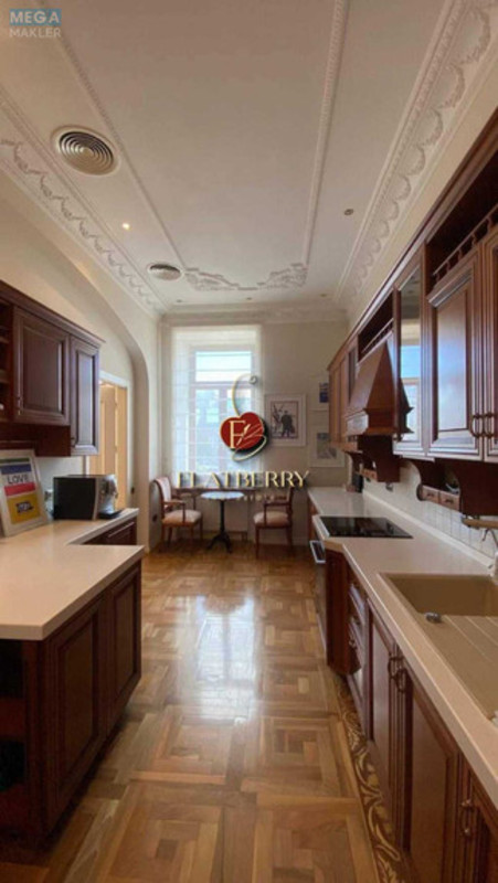 Продаж 4 кімнатної квартири (236/?/15), 2 пов. 5 пов. будинку, <a class="location-link" href="/kiev/" title="Недвижимость Київ">Київ</a>, <a class="location-link" href="/kiev/shevchenkovskij/" title="Недвижимость Шевченківський район">Шевченківський р-н</a>, Володимирська вул., 20/1а (изображение 17)