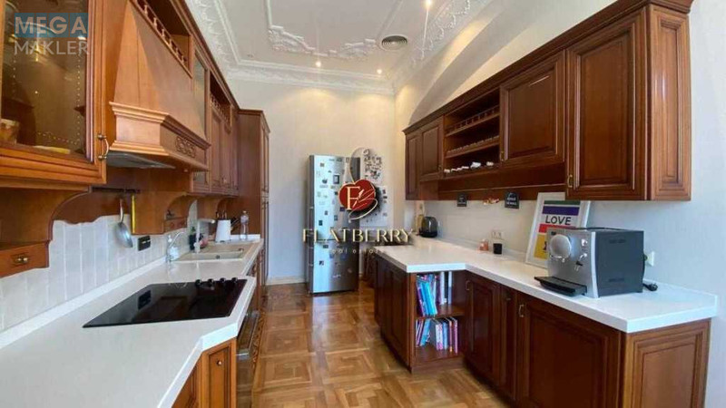 Продаж 4 кімнатної квартири (236/?/15), 2 пов. 5 пов. будинку, <a class="location-link" href="/kiev/" title="Недвижимость Київ">Київ</a>, <a class="location-link" href="/kiev/shevchenkovskij/" title="Недвижимость Шевченківський район">Шевченківський р-н</a>, Володимирська вул., 20/1а (изображение 18)