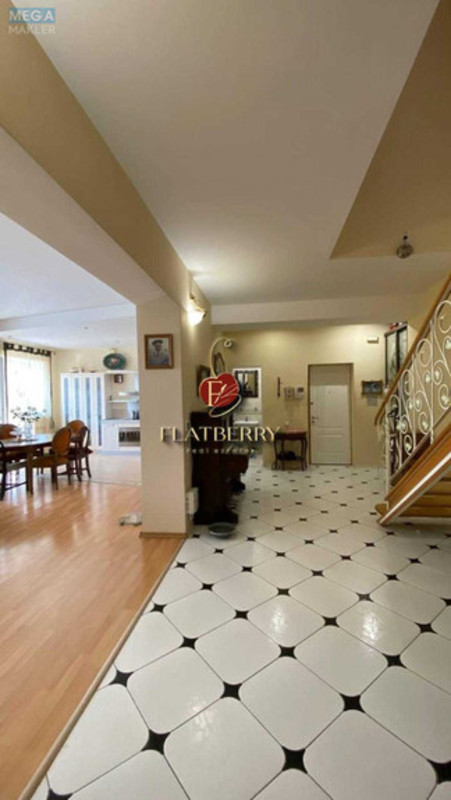 Продаж 5 кімнатної квартири (175/?/20), 9 пов. 9 пов. будинку, <a class="location-link" href="/kiev/" title="Недвижимость Київ">Київ</a>, <a class="location-link" href="/kiev/shevchenkovskij/" title="Недвижимость Шевченківський район">Шевченківський р-н</a>, Дмитрівська вул., 45 (изображение 11)