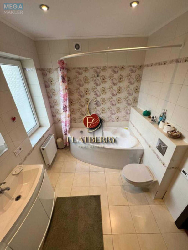 Продаж дома, 3 поверху, 250 кв.м, 4 кімнати, ділянка 9 соток, <a class="location-link" href="/kiev/" title="Недвижимость Київ">Київ</a>, <a class="location-link" href="/kiev/darnickij/" title="Недвижимость Дарницький район">Дарницький р-н</a>, Джерельна вул. (изображение 18)