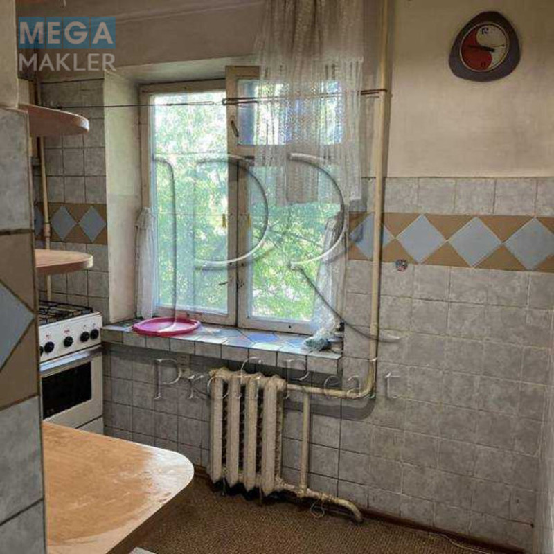 Продаж 3 кімнатної квартири (63/41/7), 3 пов. 9 пов. будинку, <a class="location-link" href="/kiev/" title="Недвижимость Київ">Київ</a>, <a class="location-link" href="/kiev/svyatoshinskij/" title="Недвижимость Святошинський район">Святошинський р-н</a>, Курбаса Леся проспект, 15 (изображение 9)